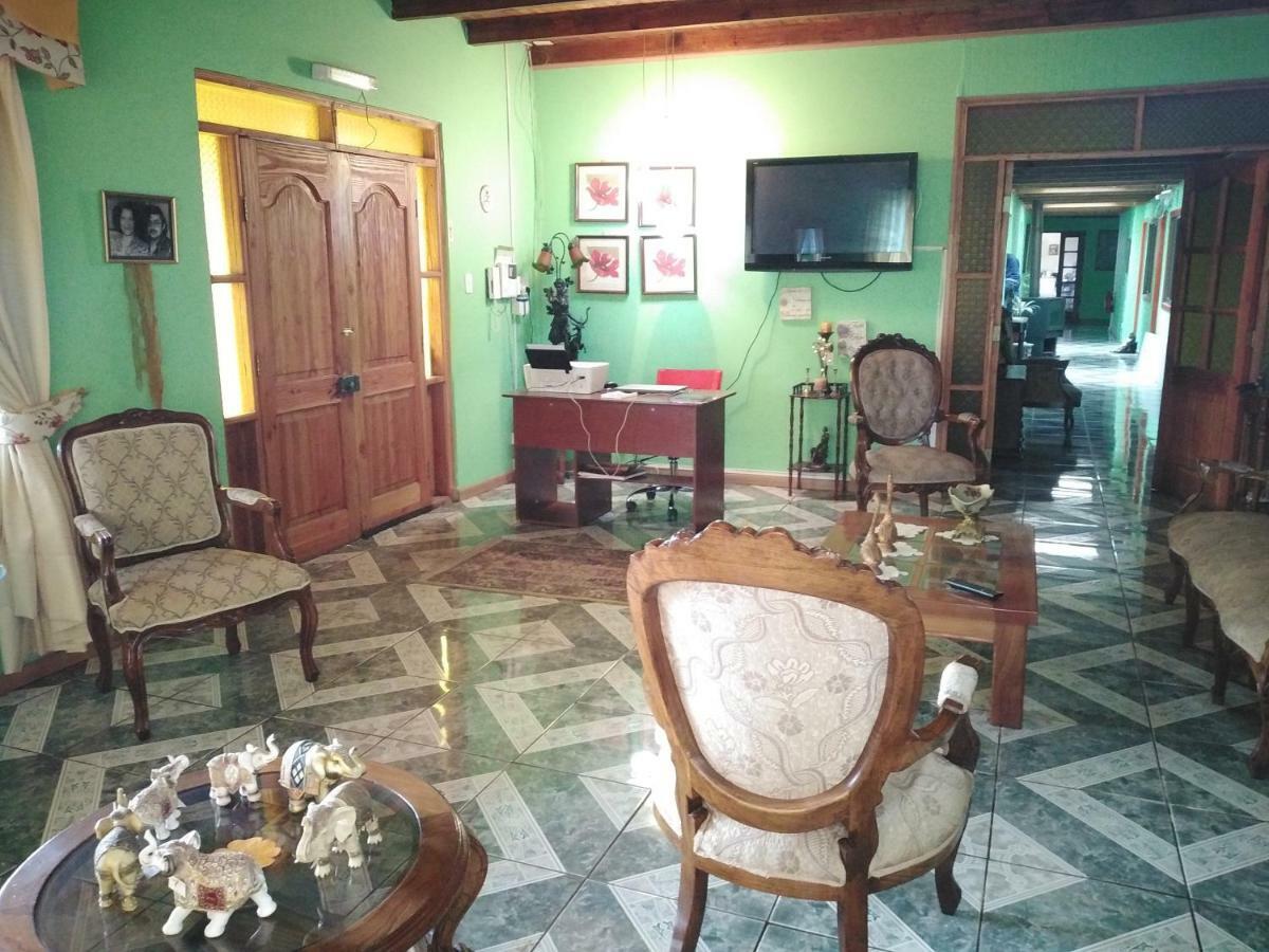 Residencial La Luna Hotel Los Ángeles Eksteriør billede